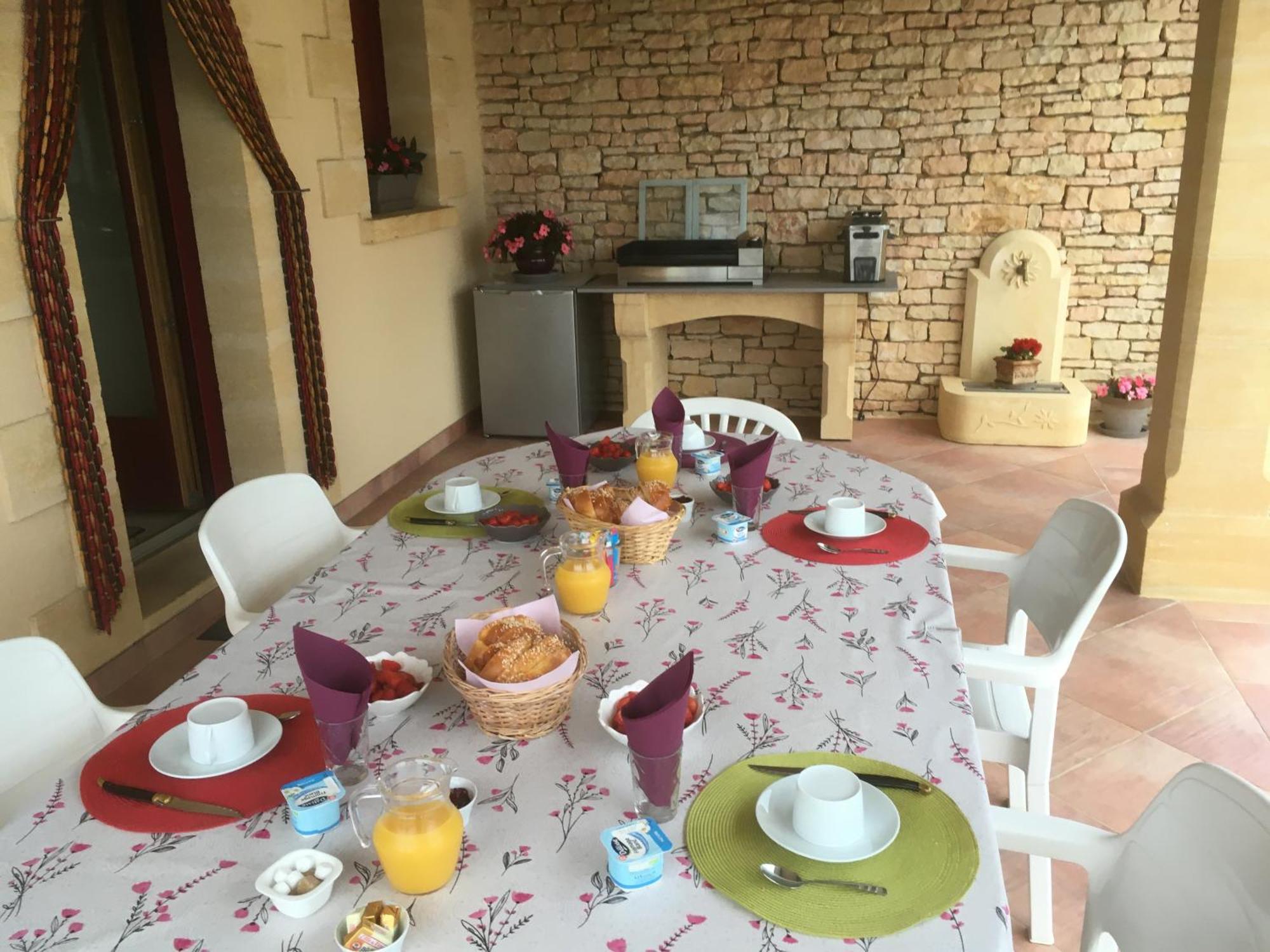 Chez Bernadette Et Victor Bed & Breakfast Vitrac  Exterior foto